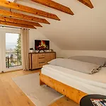 شقة Alb - Gemuetliche Mit Balkon *