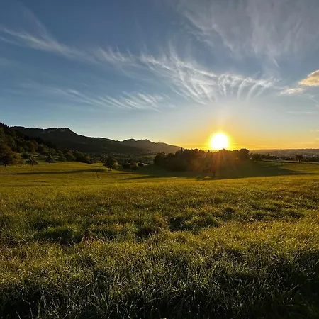 아파트 Alb - Gemuetliche Mit Balkon 바링엔