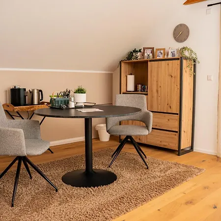 Alb - Gemuetliche Mit Balkon