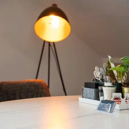 아파트 Alb - Gemuetliche Mit Balkon 바링엔